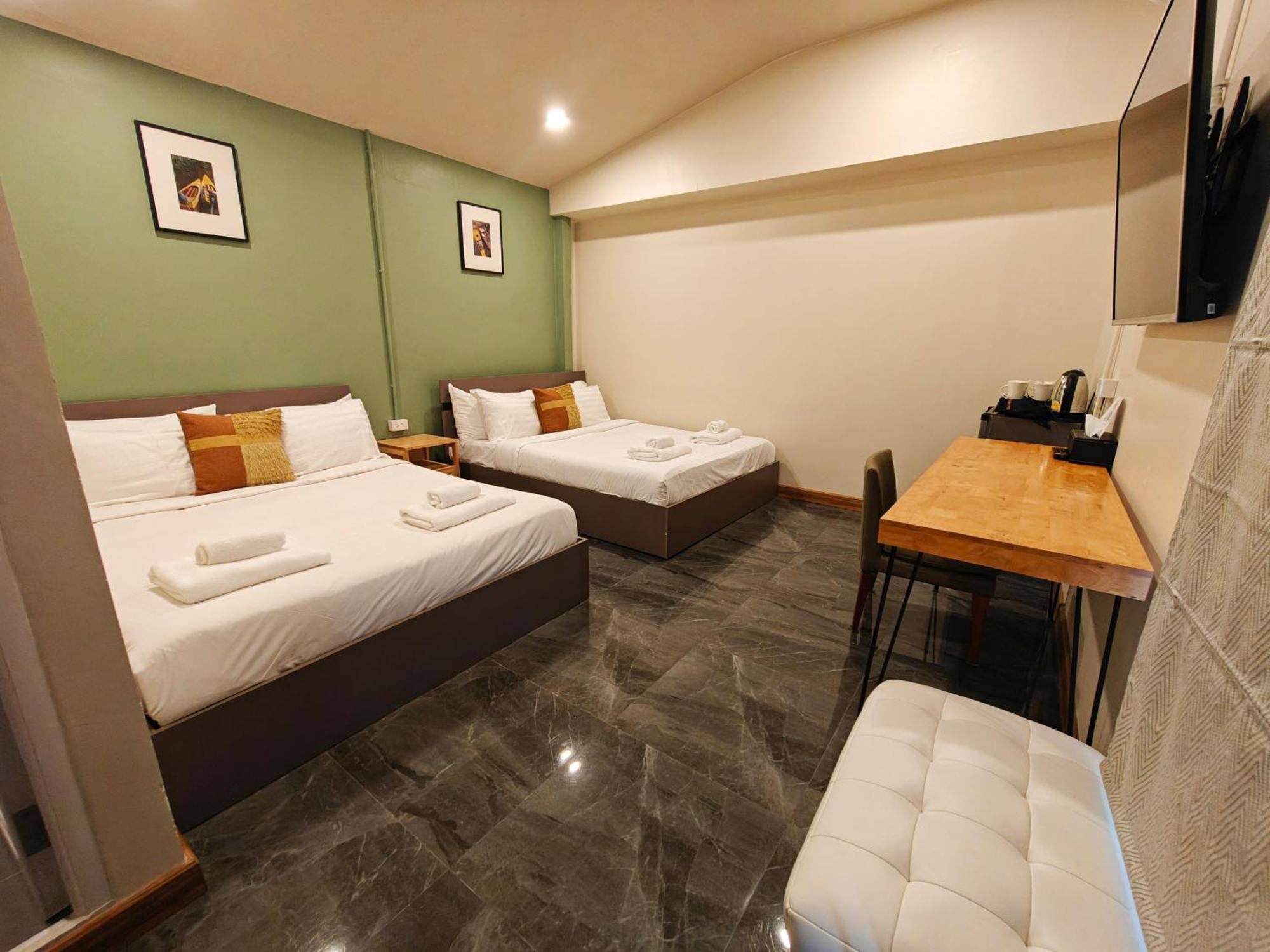 Ployburi Boutique Hotel تشانتابوري المظهر الخارجي الصورة